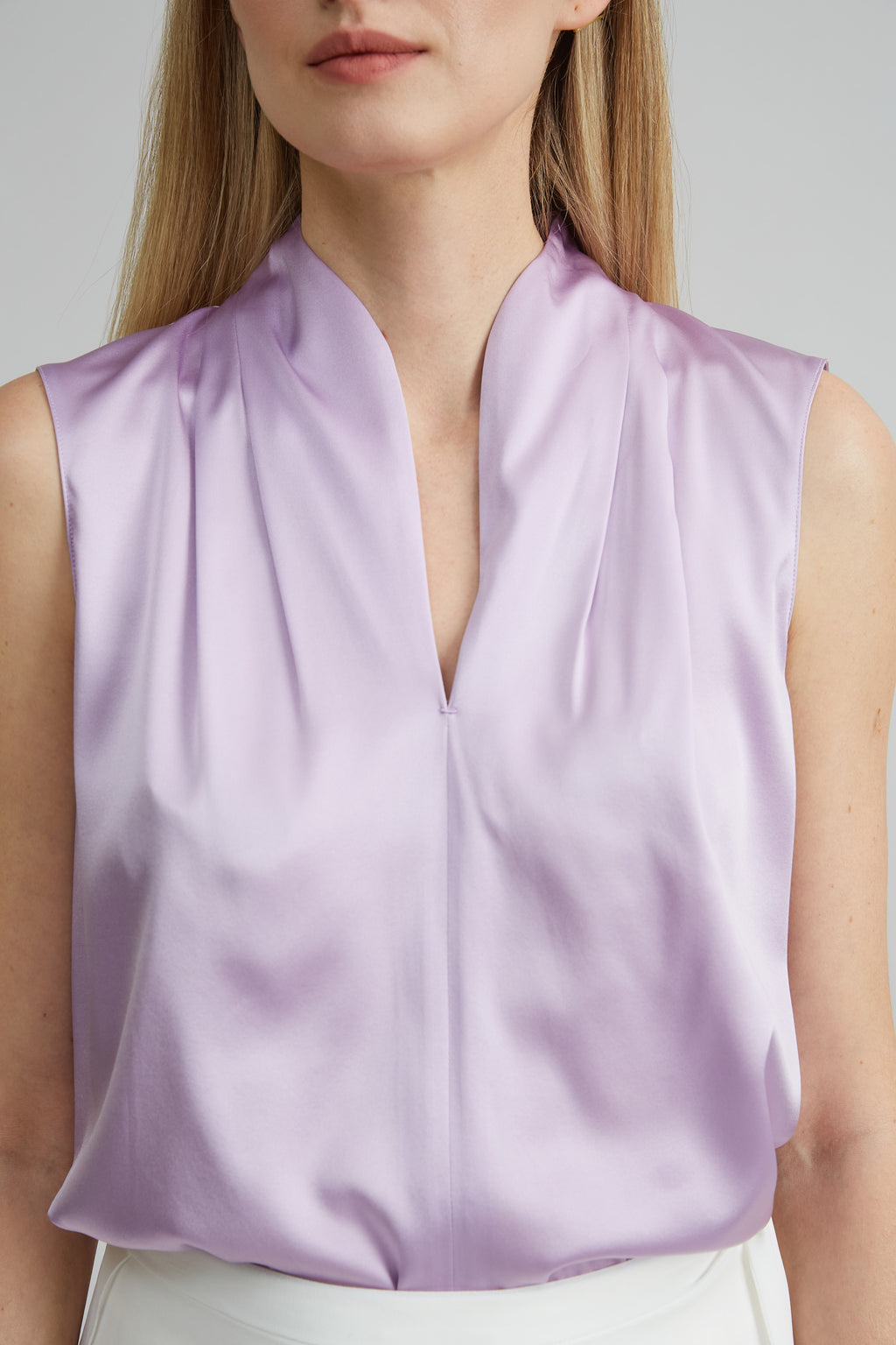 Women Sleeveless Silk Satin Contour Shirt | Elie Tahari