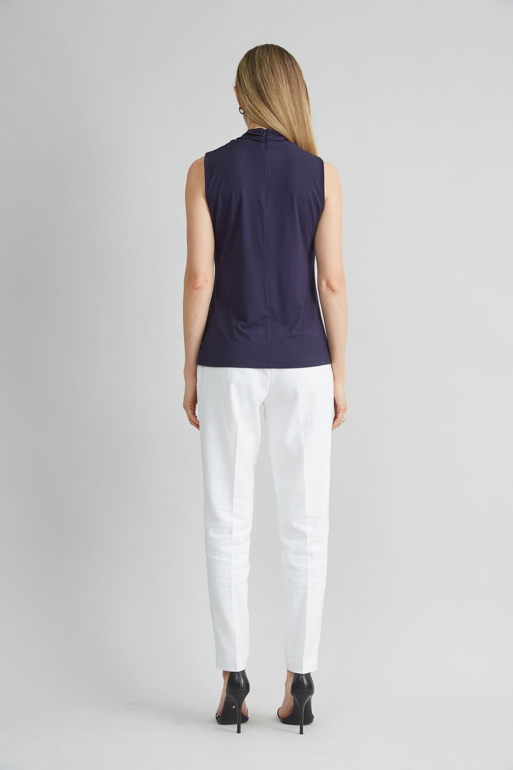 Women Sleeveless Twist Neck Knit | Elie Tahari